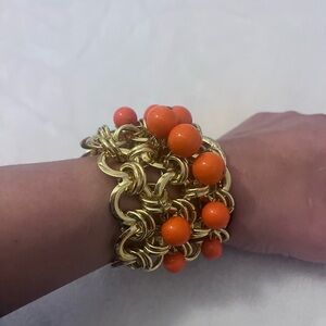 Beautiful full statement bangle, that will not fail you.